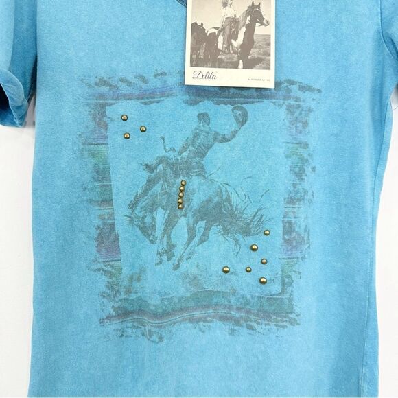 Delila Texas Teal Rodeo Cowboy Graphic V Neck Studded Short Sleeve Shirt NEW - Picture 8 of 16